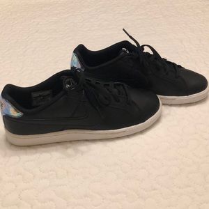 Nike Court Royale Black Shoes Size 8.5 Holographic